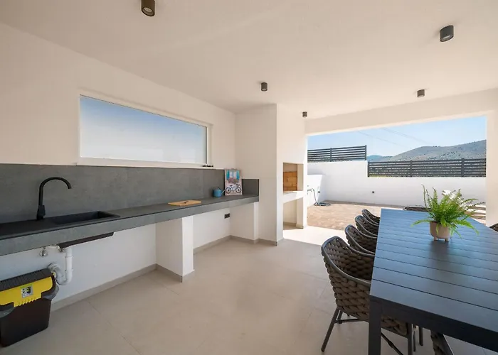 בית נופש Suncica By Interhome ז'אבוריץ'