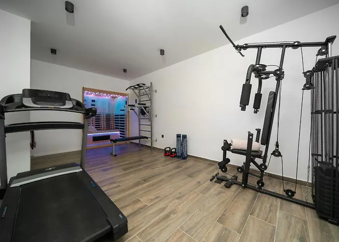 בית נופש Suncica By Interhome ז'אבוריץ'