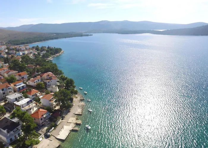 בית נופש Suncica By Interhome *